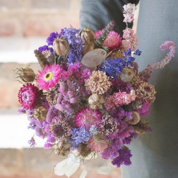 dried flower bouquet