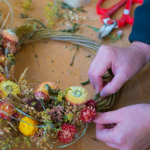 create your own everlasting wreath