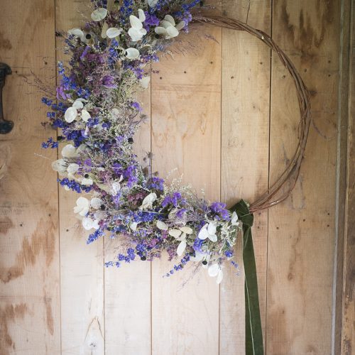Everlasting half moon wreath