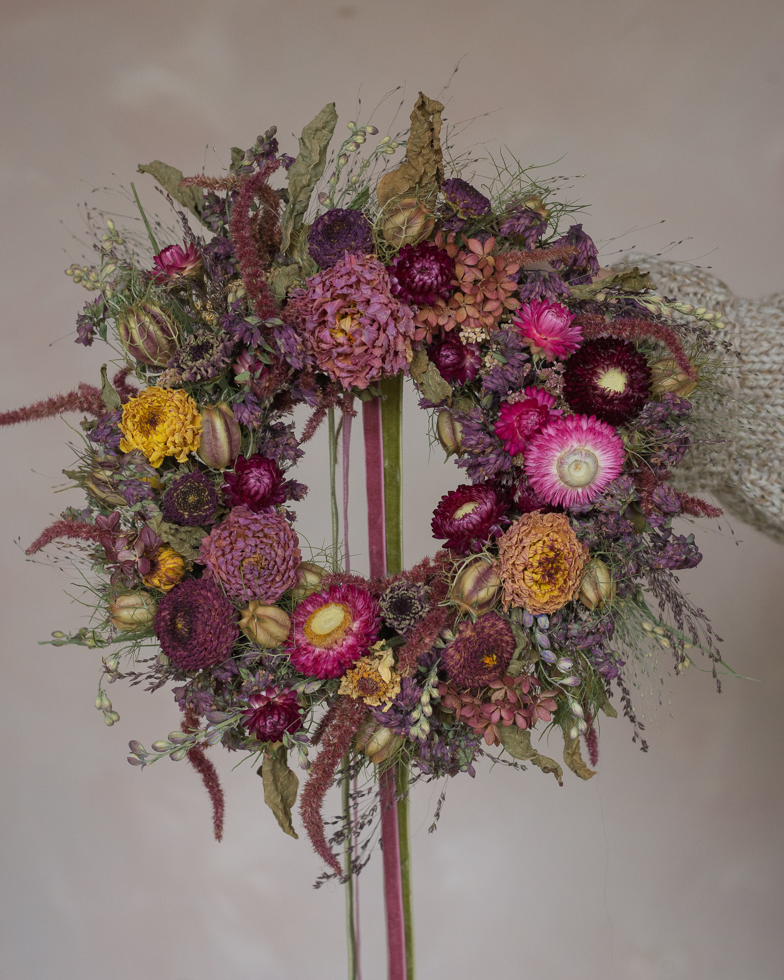 dried flower Christmas wreath